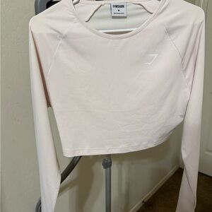 Gymshark Women's Pink-ish-Creamish Long Sleeve Crop Top